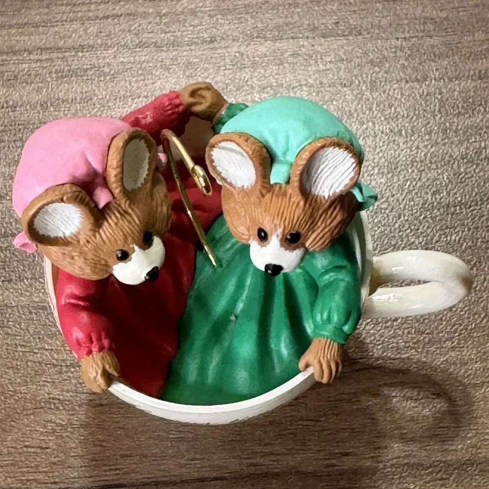 Vintage‎ 1989 Two Mice In A Teacup Always Time For Friendship Ornament Hallmark
